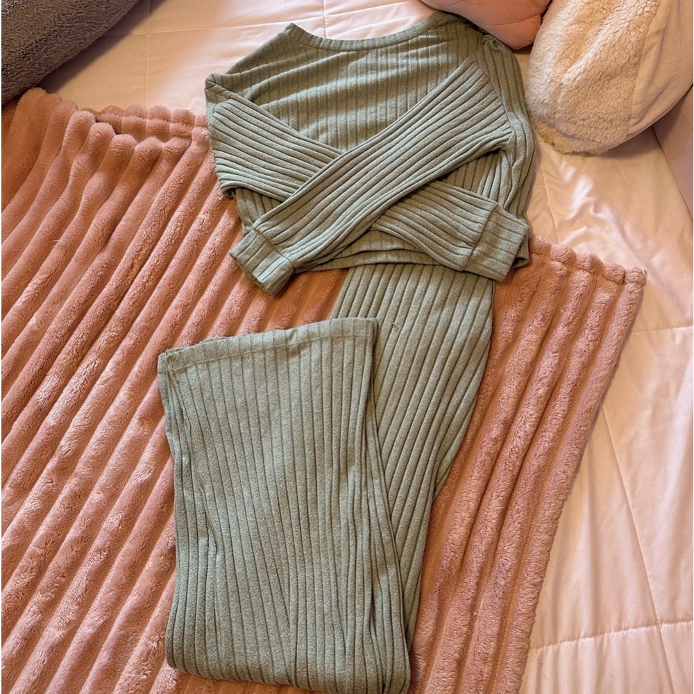 hollister gilly hicks pajama/lounge set size xs